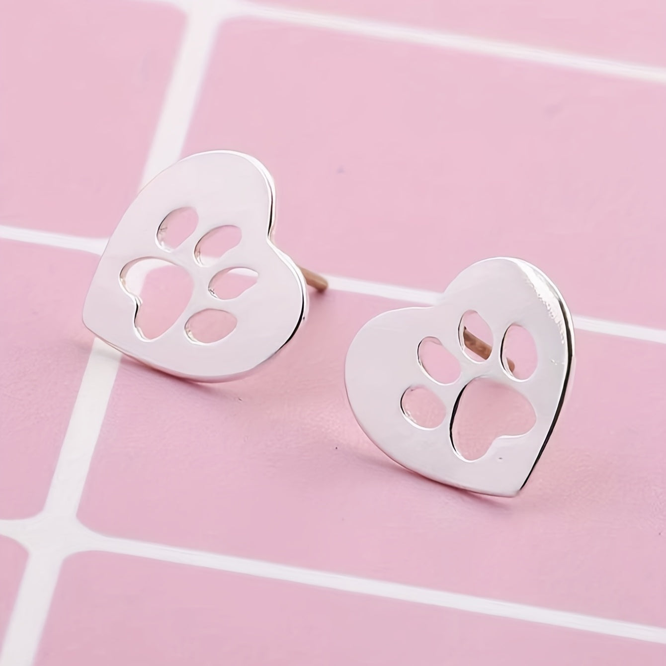 Heart Shape Hollow Animal Footprint Pattern Stud Earrings Cute Elegant Style Stainless Steel Jewelry Exquisite Gift For Lovers