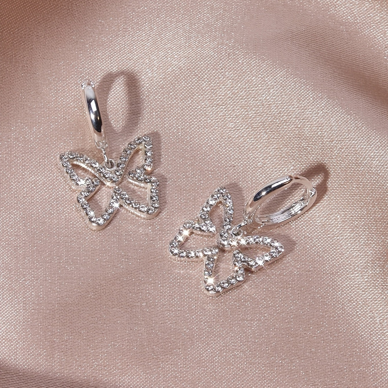 Hollow Butterfly With Shiny Rhinestone Decor Elegant Stud Earrings Minimalist Style Copper Silver Plated Jewelry Exquisite Female Gift