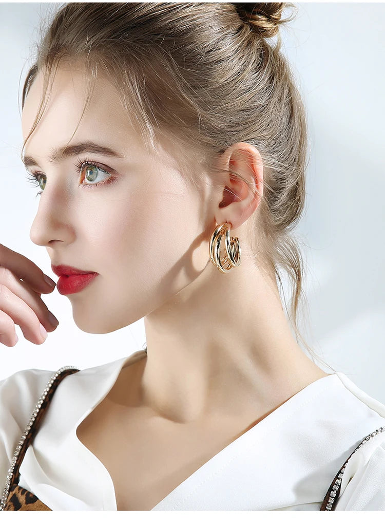 New Fashion Trend Unique Design Elegant Delicate Long Snake Bone Chain Tassel Earrings Women Jewelry Wedding Party Premium Gifts