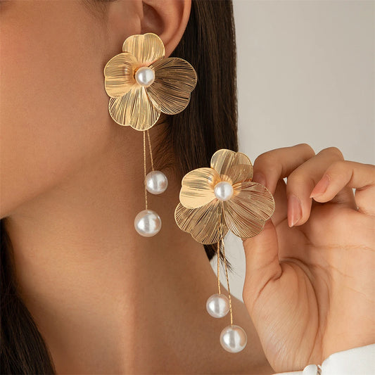 Pendientes de moda con forma de flor grande y colgante de perla, diseño coreano, para mujeres y niñas, accesorios de joyería de metal, regalo de fiesta.
