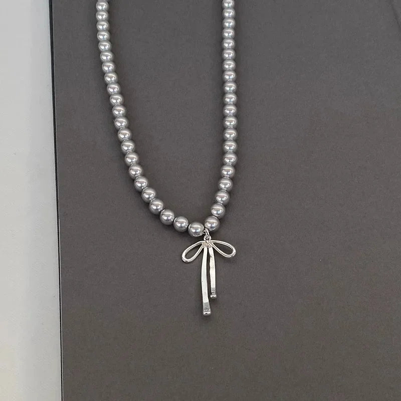 LATS Gray Pearls Bowknot Pendant Necklace for Women Girls Graceful Butterfly Choker Chain Jewelry Gift Accessories