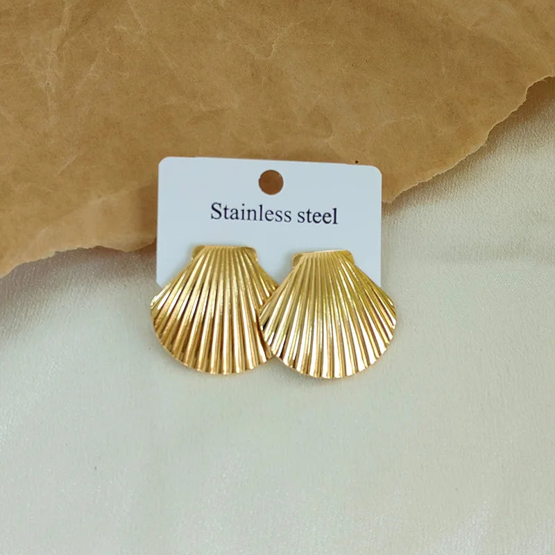 Stainless Steel Vintage Summer Starfish Stud Earrings For Women Simple fashion Star Shell Earrings Stud Ocean Party Jewelry Gift