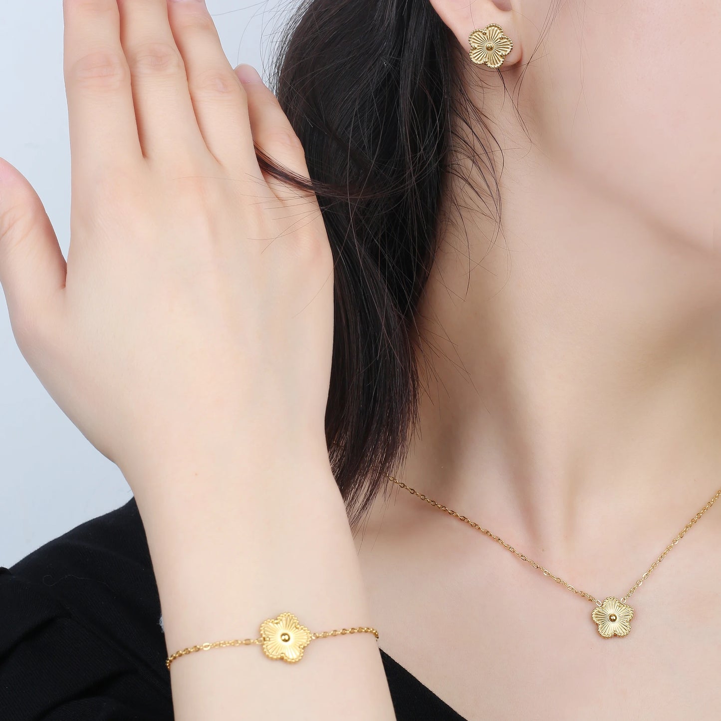 Double Sided Metal Laser Five Leaf Flower Adjustable Charm Bracelet Classic for Woman New Fashion Stainless Steel Jewelry Clover