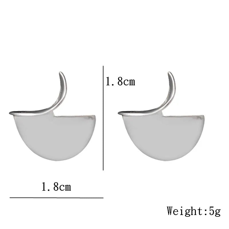 Retro Exaggerate Metal Statement Earrings for Women European Fashion Round Star Square Leaf Twist Geometry Long Earrings Jewelry