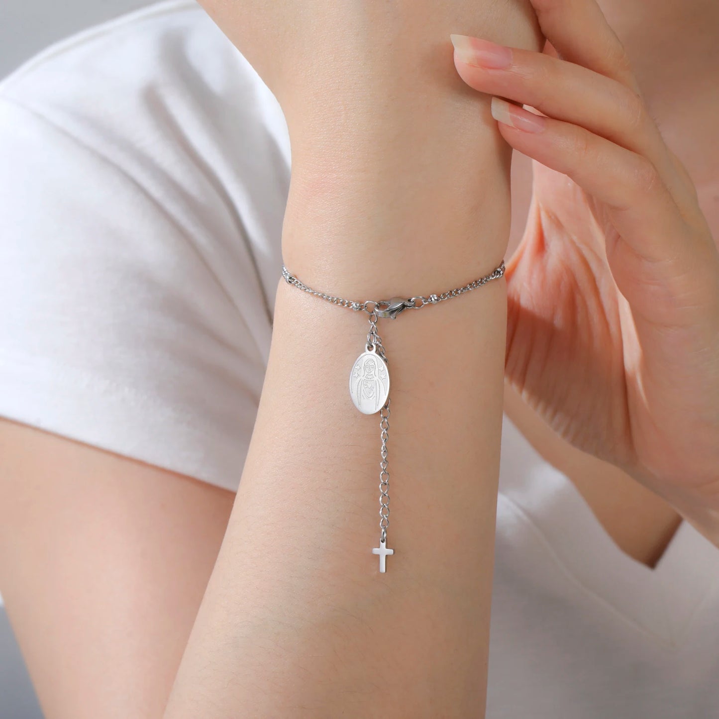 Stainless Steel Beaded Cross Virgin Mary Pendant Bracelet Fashion Jewelry Bracelet Gift for Woman