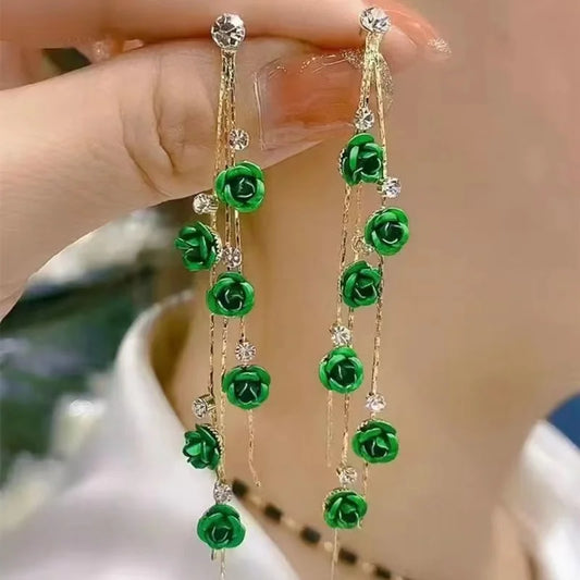 Pendientes largos con borlas y flores rosas para mujer, aretes colgantes con diamantes de imitación en azul, rojo y verde, joyería para fiesta y boda.