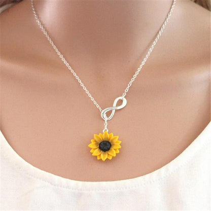 Vibrant Yellow Sunflower Heart Lariat Necklace - Infinity Charm, Bridal Flower, Sunflower Bridesmaid Daisy Jewelry with Delicate Chain and Durable Clasp