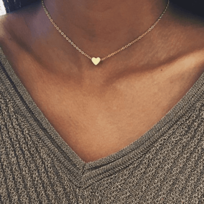Delicate Heart-Shaped Pendant Necklace - Tiny Chain Choker for Women, Ethnic Bohemian Jewelry, Short Length, Dainty Gift Idea for Her, Perfect Accessory for Everyday Wear