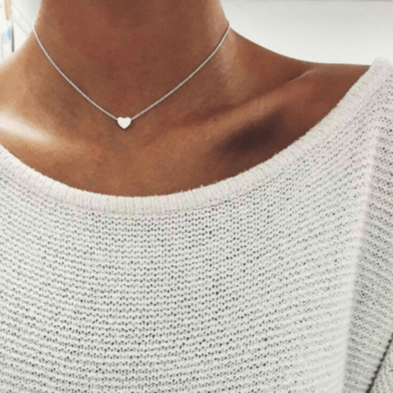 Delicate Heart-Shaped Pendant Necklace - Tiny Chain Choker for Women, Ethnic Bohemian Jewelry, Short Length, Dainty Gift Idea for Her, Perfect Accessory for Everyday Wear