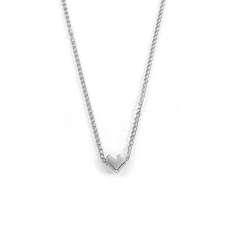 Delicate Heart-Shaped Pendant Necklace - Tiny Chain Choker for Women, Ethnic Bohemian Jewelry, Short Length, Dainty Gift Idea for Her, Perfect Accessory for Everyday Wear