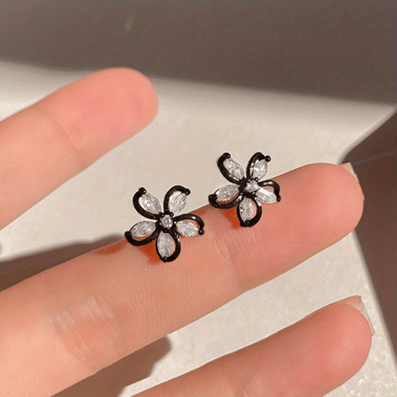 Exquisite Flower Design With Shiny zirconia Decor Stud Earrings Sexy Cute Style Copper 14K Gold Plated Jewelry Female Gift