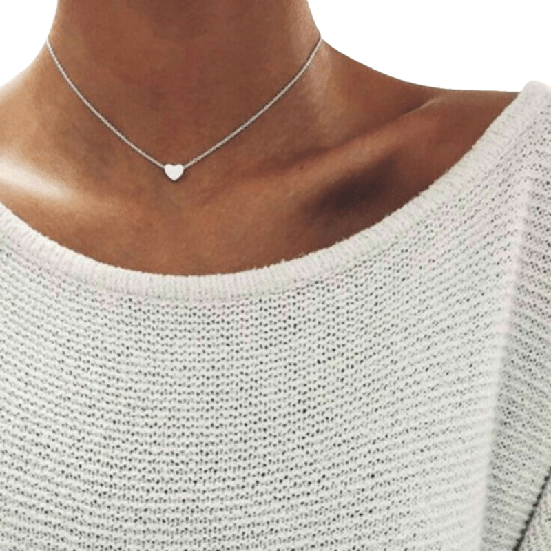 Delicate Heart-Shaped Pendant Necklace - Tiny Chain Choker for Women, Ethnic Bohemian Jewelry, Short Length, Dainty Gift Idea for Her, Perfect Accessory for Everyday Wear