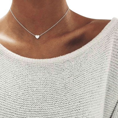 Delicate Heart-Shaped Pendant Necklace - Tiny Chain Choker for Women, Ethnic Bohemian Jewelry, Short Length, Dainty Gift Idea for Her, Perfect Accessory for Everyday Wear