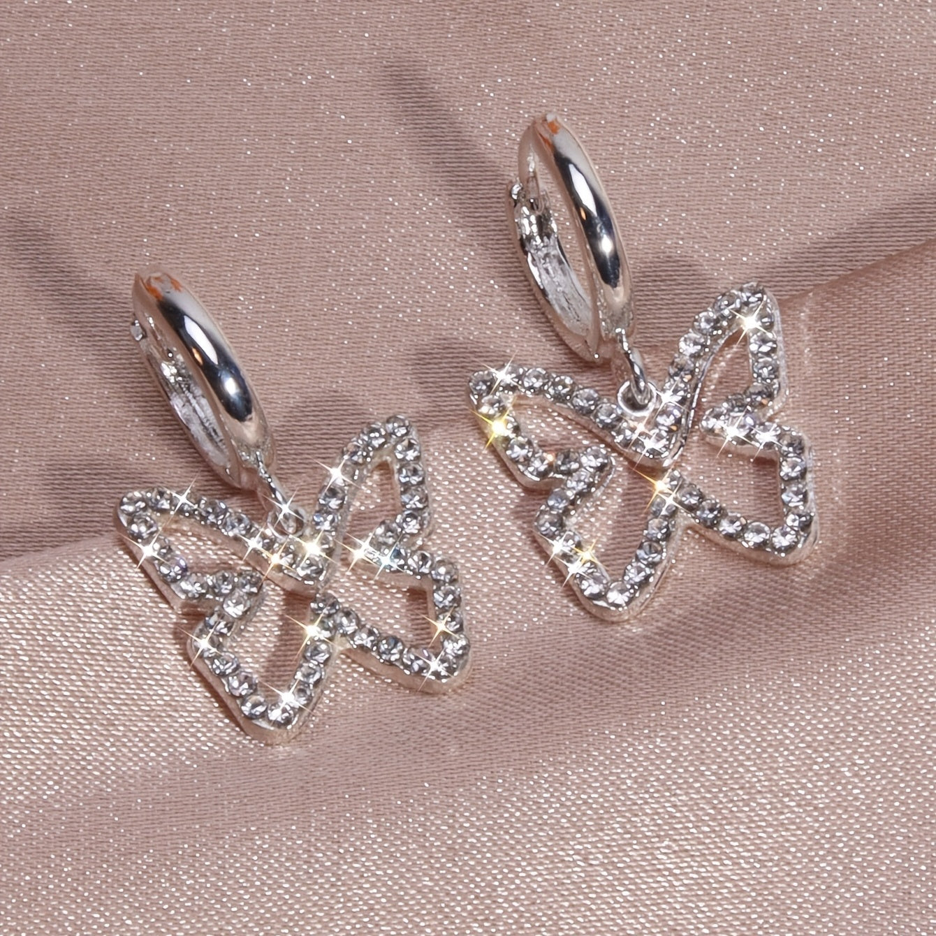 Hollow Butterfly With Shiny Rhinestone Decor Elegant Stud Earrings Minimalist Style Copper Silver Plated Jewelry Exquisite Female Gift