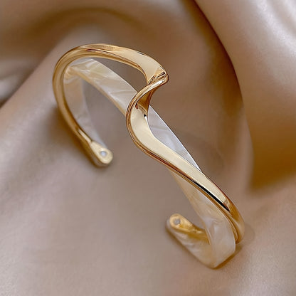 18K Gold Plated Wave Shape Cuff Bangle Inlaid Faux Pearl, Women's Minimalist Style Jewelry