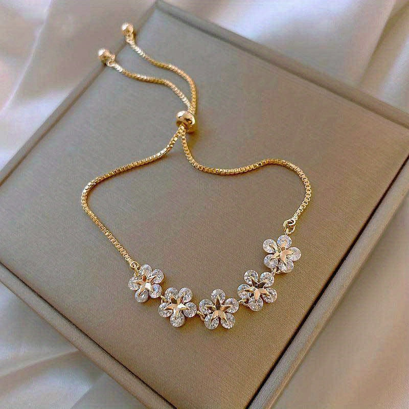 Adjustable Flower Beaded Chain Bracelet Inlaid Shiny Synthetic Zirconia Copper Hand Jewelry Decor for Women & s