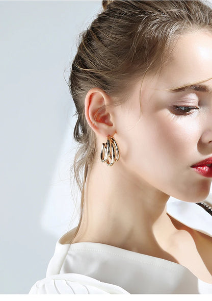 New Fashion Trend Unique Design Elegant Delicate Long Snake Bone Chain Tassel Earrings Women Jewelry Wedding Party Premium Gifts