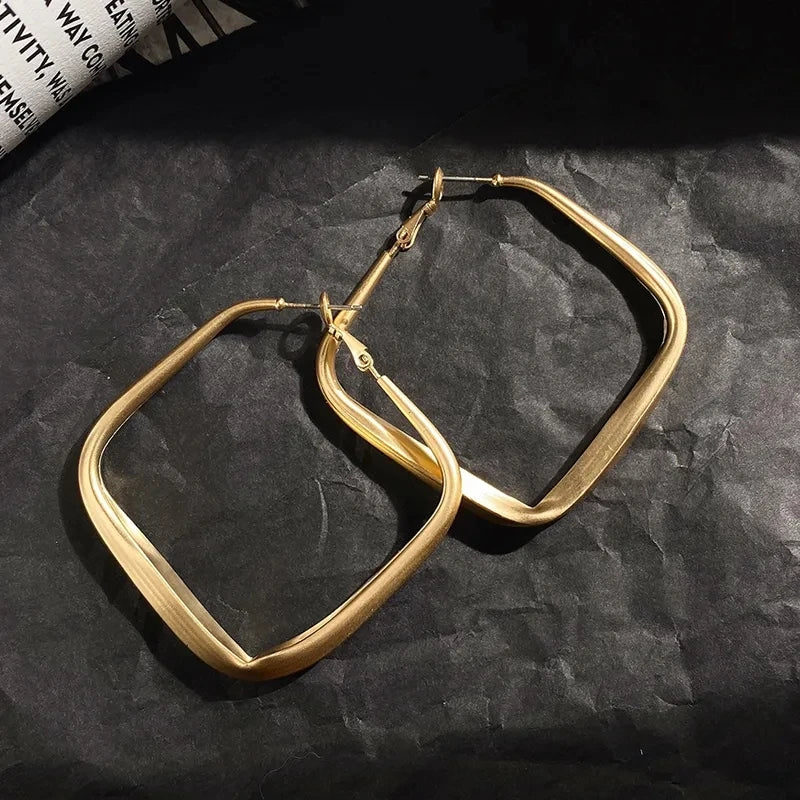 New Fashion Trend Unique Design Elegant Delicate Long Snake Bone Chain Tassel Earrings Women Jewelry Wedding Party Premium Gifts