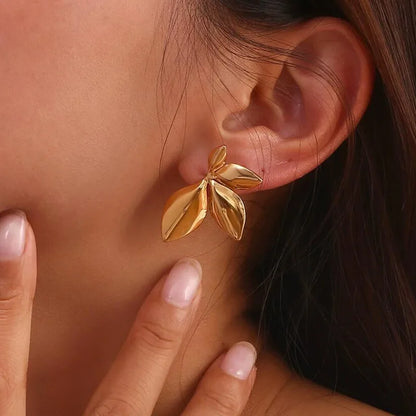 925 Silver Needle Korean Fashion Leaf Flower Earrings For Women Metal Earings Jewelry 2025 Trending Women's Gold Color Earrings