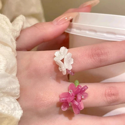 Violet Flower Acrylic Ring New Korean Style White Lily Index Finger Ring Elastic Beaded Unique Creativity Fold Women Jewelry