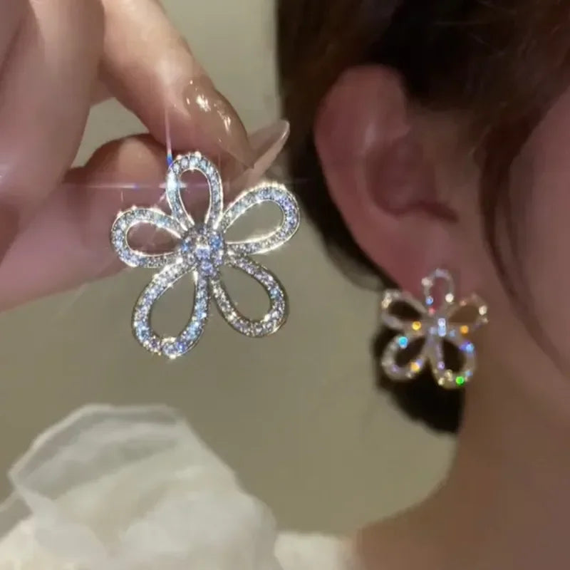Fashion Gold Color Pearl Irregular for Women Korean Design Rhinestone Round Geometric Earring Trendy Party Girls Gifts Jewelry