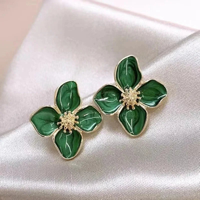 Stainless Steel Hibiscus Flower Stud Earrings for Women Girls Vintage Romantic Earrings Trendy Elegant Party Jewelry Gifts
