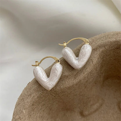 LATS 2024 New Arrival Love Heart Hoop Earrings for Women Small and Delicate Fashion Accessories Elegant Trend Jewelry Party Gift