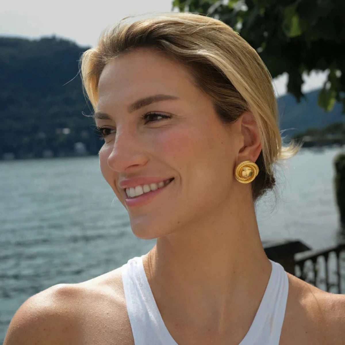 Uworld Fashion Trendy Stainless Steel Gold Color Textured Earrings Prevent Allergy 18K Gold PVD Plated Versatile Daily Jewelry