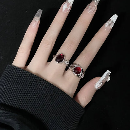 2023 New Punk Black Rings Thorns Vine Twine Red Rhinestones Hollow Unsex Couple Finger Ring Women Men Jewelry Gift