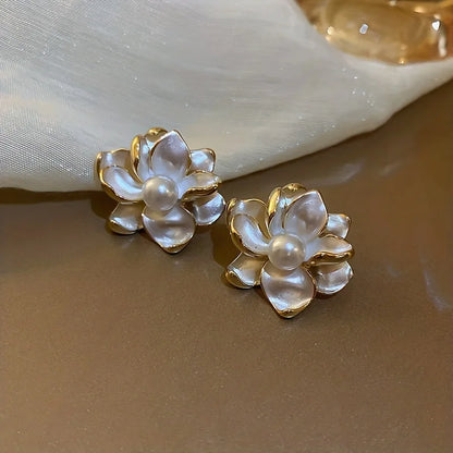 White Enamel Multi-layers Petals Women's Stud Earrings Small Flower Pearl in Middle Design Unusual Earrings Party Ear Jewelry