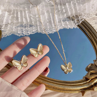 Kiss Jewelry Charm Opal Butterfly Necklace Earring Jewelry Set for Women Temperament Korean Fashion Choker Necklace Stud Earring