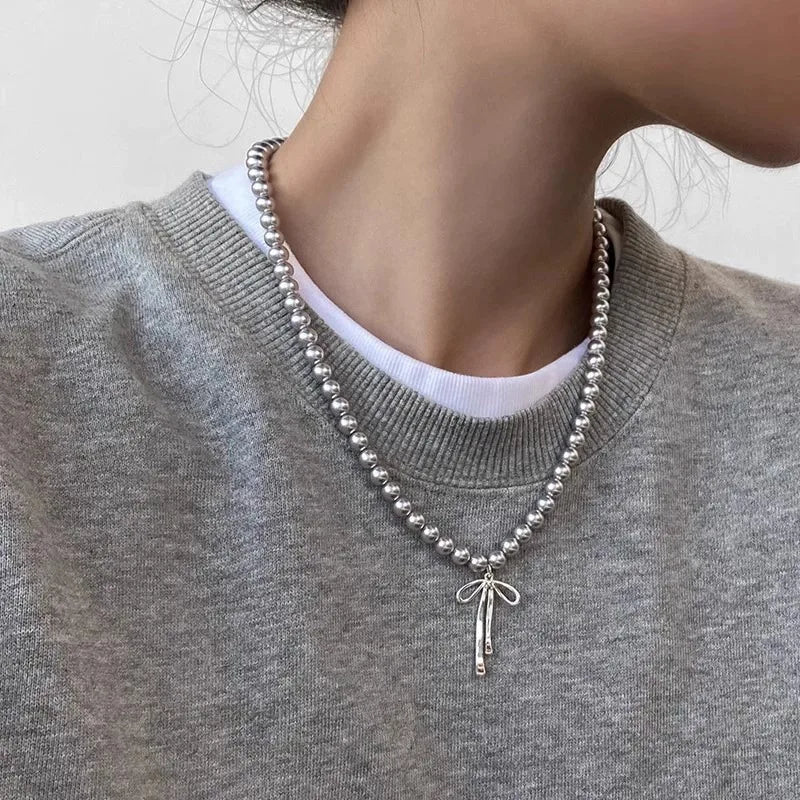 LATS Gray Pearls Bowknot Pendant Necklace for Women Girls Graceful Butterfly Choker Chain Jewelry Gift Accessories
