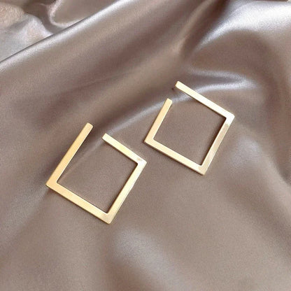 Retro Minimalist Square Earrings Irregular Stud Earrings New Exaggerated Cold Wind Fashion Earring for Women Opening Accessories
