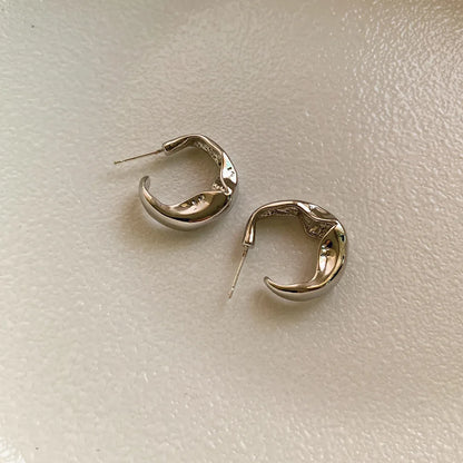 Irregular C Stud Earrings for Women Gold/Silver Color Water Ripple Pattern Glossy Geometric Metal Ear Accessories Party Gift
