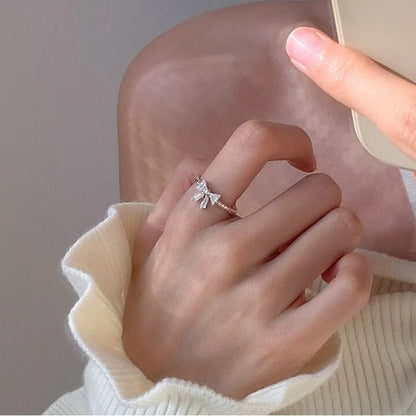 Romantic Lovely White Bowknot Rings Female Girls Exquisite Jewelry Ring with Shiny Bow Tie Zircon for Party Dating Lovers Gifts