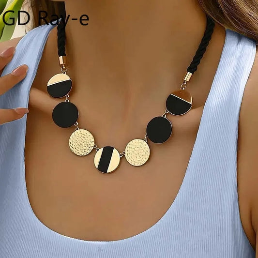 Necklace for Women Black Rope Chains Round Disc Pendant Choker Girls Gifts Fashion Jewelry Hot Sale Party Gift 2025 New Style