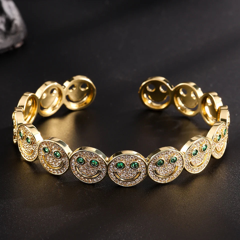 Exquisite Luxury Smiling Bracelet Suits For Fashionable Jewelry For Daily Travel, Activities, And Banquets