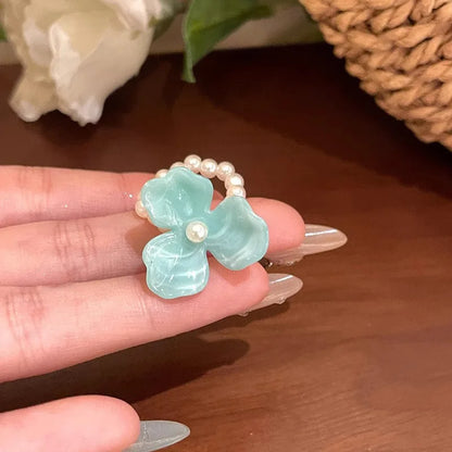 Imitation Pearl Acrylic Flower Rings Sweet Handmade Elastic Rope Romantic Jewelry Gift for Women Girl Fashion