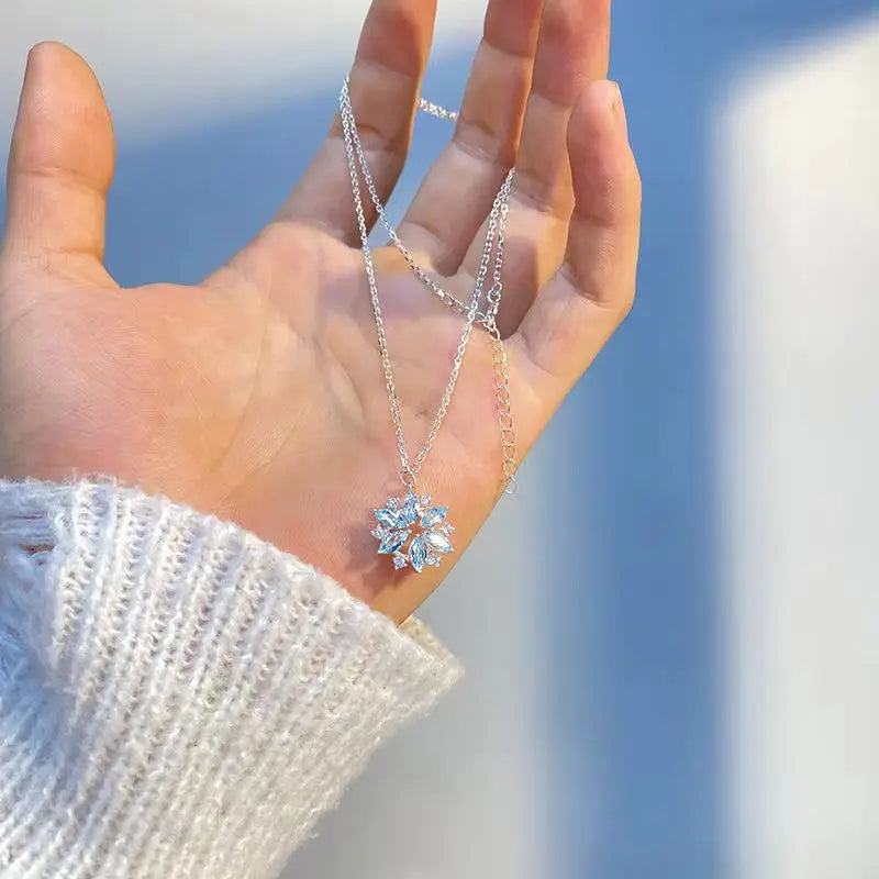 Fashion Blue Snowflake Flower Pendant Choker Necklace for Women's Zircon New Year Gift Party Festival Clavicle Chain Jewelry