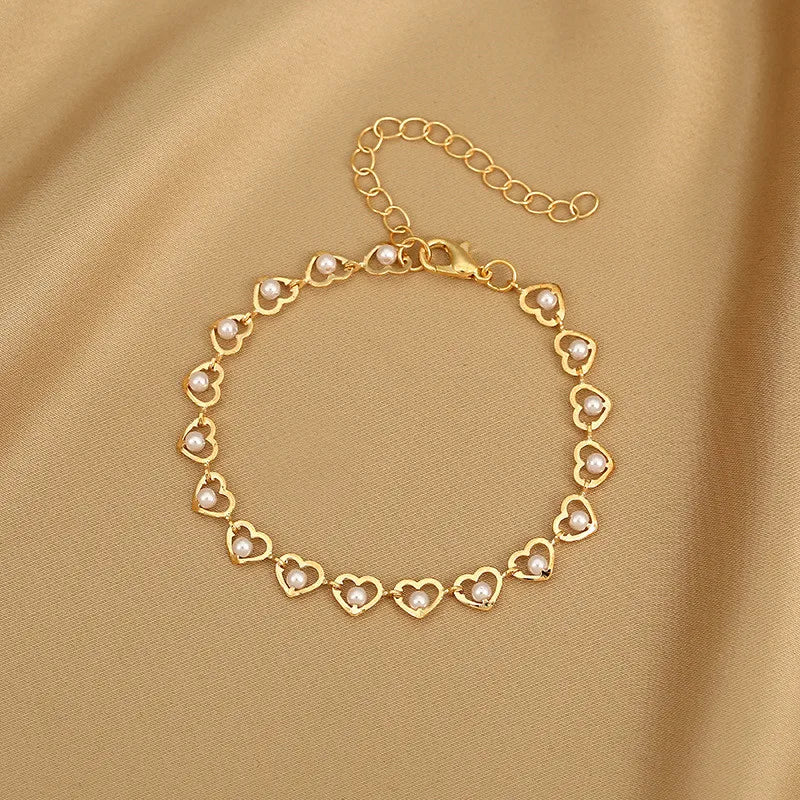 Exquisite Boho Candy Color Heart Shaped Crystal Bracelet for Women Fashion Charm Zircon Butterfly Pearl Metal Chain Bracelets