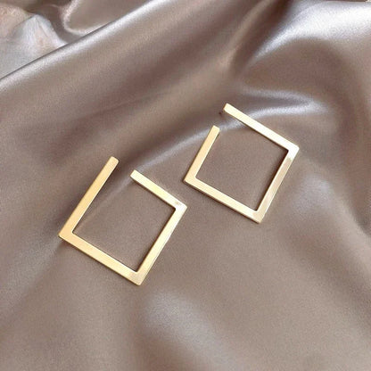 Retro Minimalist Square Earrings Irregular Stud Earrings New Exaggerated Cold Wind Fashion Earring for Women Opening Accessories