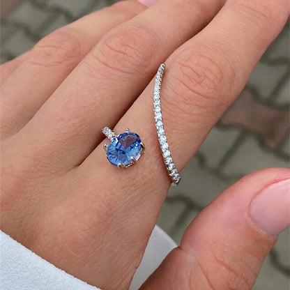 Huitan Fashionable Geometric Shaped Finger Ring for Women Luxury Paved Dazzling Cubic Zirconia Wedding Party New Trendy Jewelry