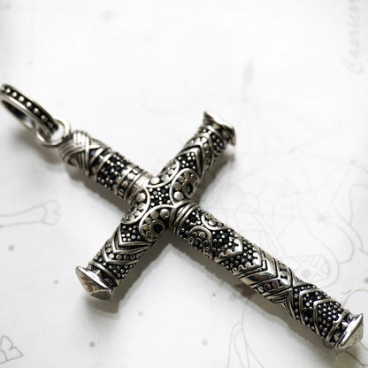 Pendant Black Love Knot Maori Cross Tooth Diver Fashion Rebel Street Jewelry Europe Bijoux Accessories Gift For Men Woman