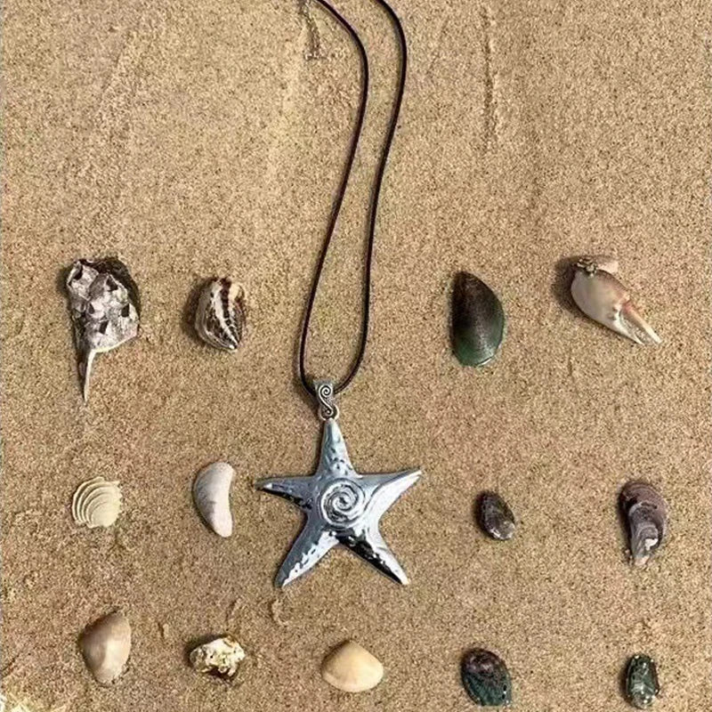 LATS Starfish Pendant Necklace Female Niche Retro Sweet Cool Spicy Girl Style Subculture Ins Starry Starfish Collarbone Chain