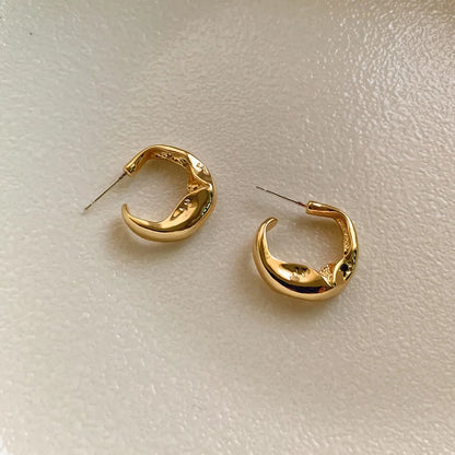 LATS New Design Trendy Retro Geometric Hoop Earrings for Women Irregular Light Luxury Simple Circle Earings Fashion Jewelry Gift