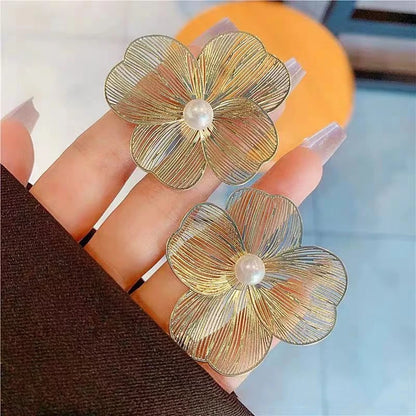 LATS Exaggerate Gold Color Big Flower Hoop Earrings for Women Personality Fashion Ear Hook Metal Charm Jewelry Accessories Gifts