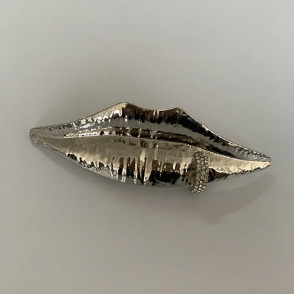 Unique Lips-Shaped Ring with Fun and Retro Style for Women Girl