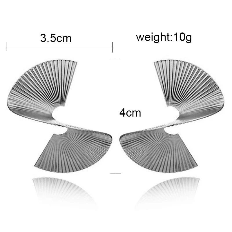 Retro Exaggerate Metal Statement Earrings for Women European Fashion Round Star Square Leaf Twist Geometry Long Earrings Jewelry