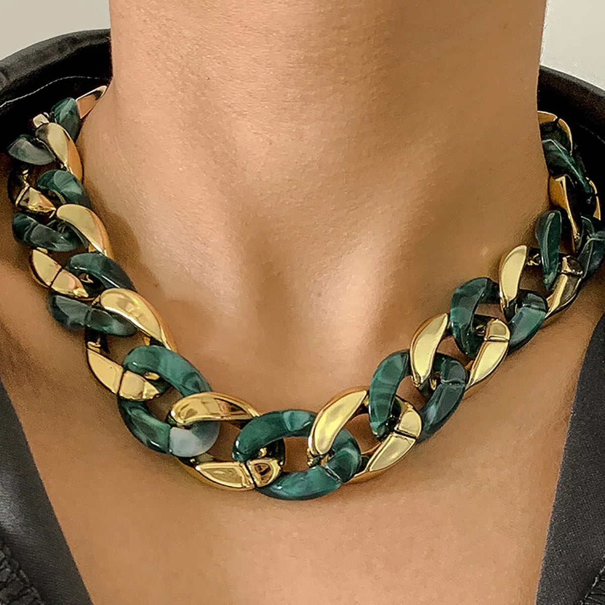 Simple Exaggerated Necklace Lady 4 Color Hip Hop Distorted Thick CCB Chain Creative Necklaces Fashion Glamour Girl Jewelry Gift
