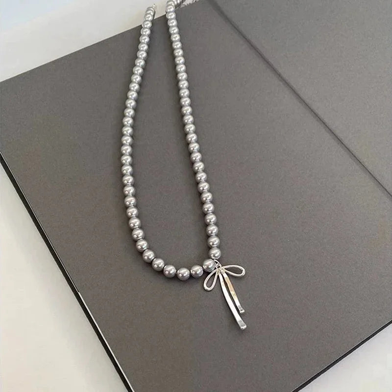LATS Gray Pearls Bowknot Pendant Necklace for Women Girls Graceful Butterfly Choker Chain Jewelry Gift Accessories